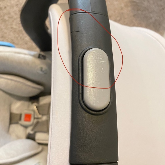 SOLD Uppababy Mesa Infant Car Seat Bryce - Picture 12 of 13